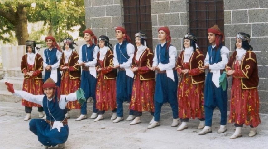 Türk insanının vazgeçemediği 9 davranış biçimi