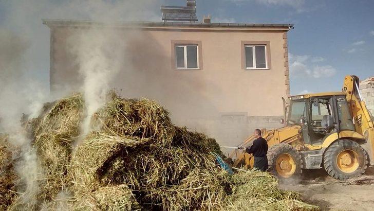 Sigara izmariti 3 bin balya samanı kül etti G3