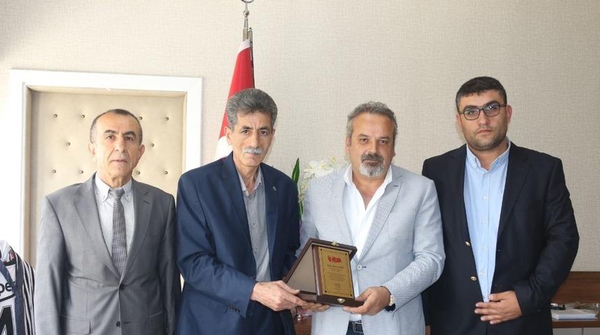 Muhtarlardan Dicle Elektrik’e teşekkür plaketi