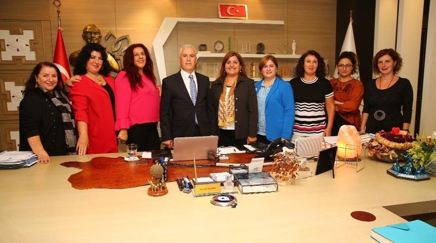 Bozbey: "Kadınlar &uuml;retimde de aktif olmalı"