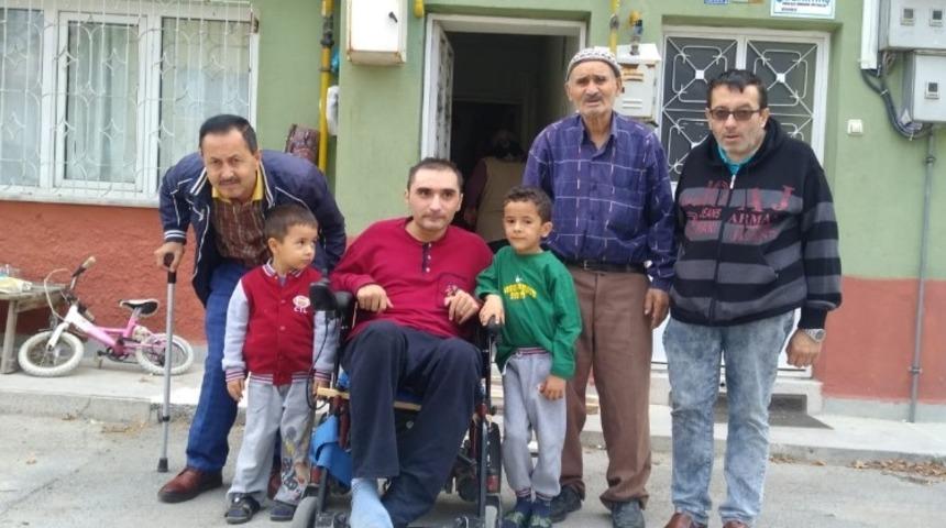 Ak&uuml;l&uuml; sandalye sevinci