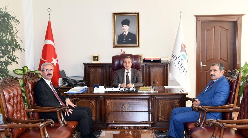 Karayolları projeleri konuşuldu