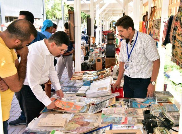 Tütüncü ‘Antika Pazarı’nı gezdi