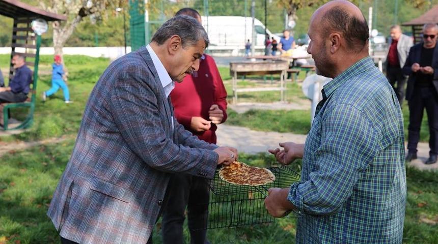 Başkan Akın vatandaşlarla sohbet etti