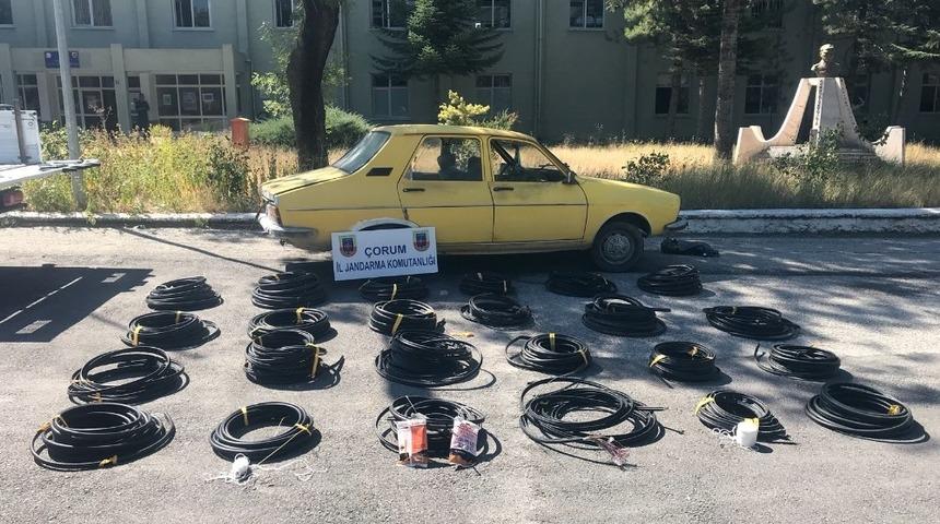 Jandarma parmak izi ve DNA&rsquo;lardan yola &ccedil;ıkarak 6 olayı aydınlattı