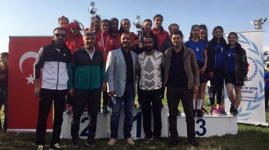 Van B&uuml;y&uuml;kşehir Belediyespor Kul&uuml;b&uuml;nden b&uuml;y&uuml;k başarı