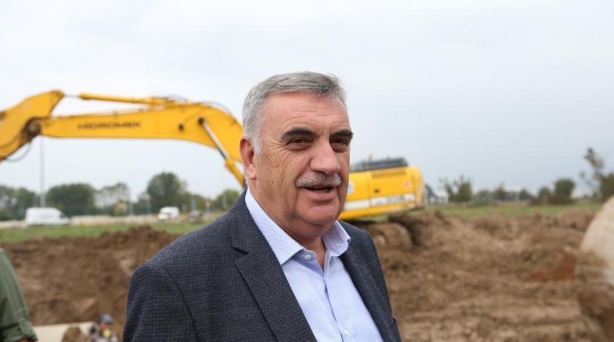 Arifiye&rsquo;ye yeni giriş yolu yapılmaya devam ediyor