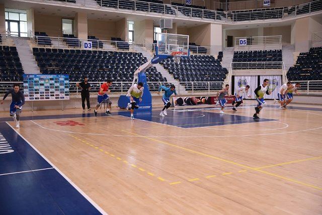 Denizli Basket Kepez maçı hazırlıklarını sürdürüyor