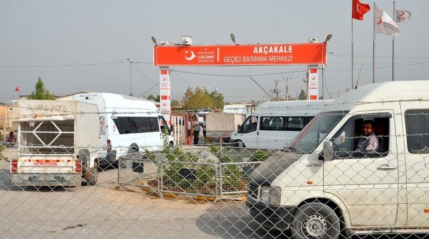 Ak&ccedil;akale &ccedil;adır kent boşaltılıyor.