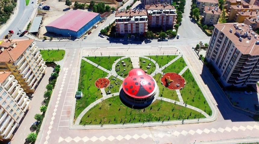 Yeşilyurt Belediyesi 103 parkı il&ccedil;eye kazandırdı