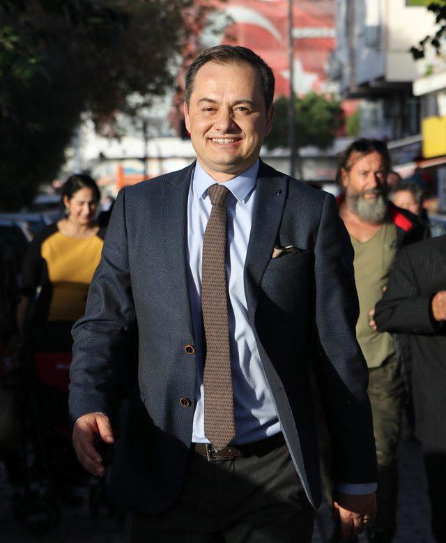 Gazeteci G&ouml;kmen Ulu, Dikili i&ccedil;in CHP den aday adayı 2