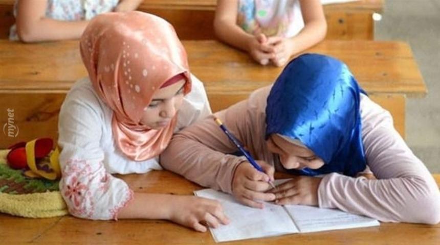 D&ouml;vme, Sa&ccedil; Boyası, Makyaj Yasak! T&uuml;rban Serbest