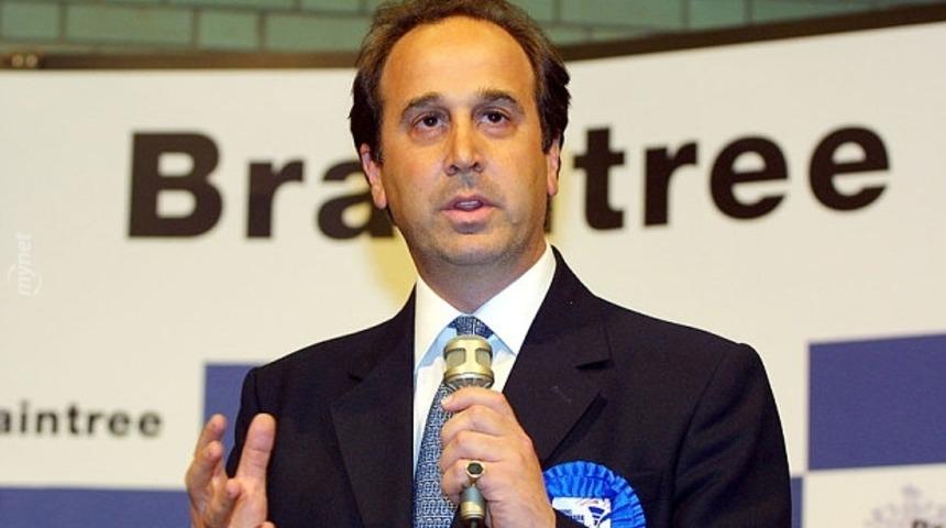 Bu Haberde İngiltere Var, Skandal Var, Seks Ve WhatsApp Var!