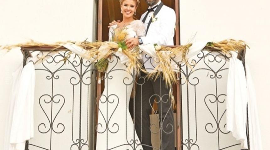 G&uuml;lben Erdi Muradına... 