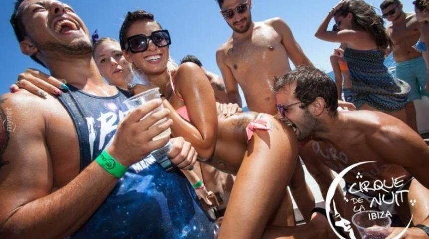 Petrol bulunduğu için üzüldüler!