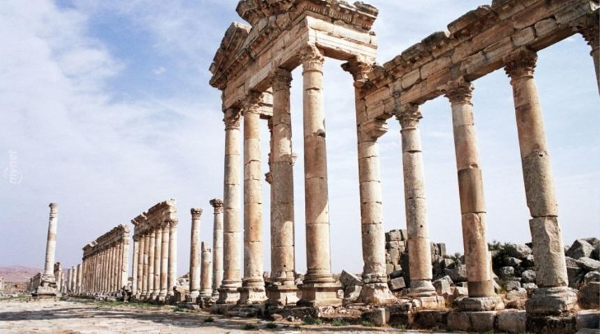 IŞİD Antik Kalıntıları Yağmalıyor. Kimse Dur Diyemiyor.