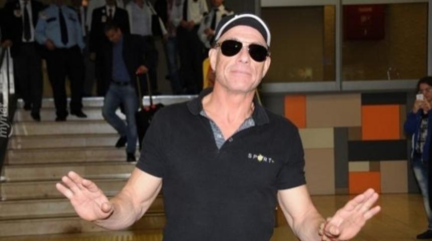 Jean Claude Van Damme B&uuml;y&uuml;k&ccedil;ekmece'ye St&uuml;dyo Kuruyor!