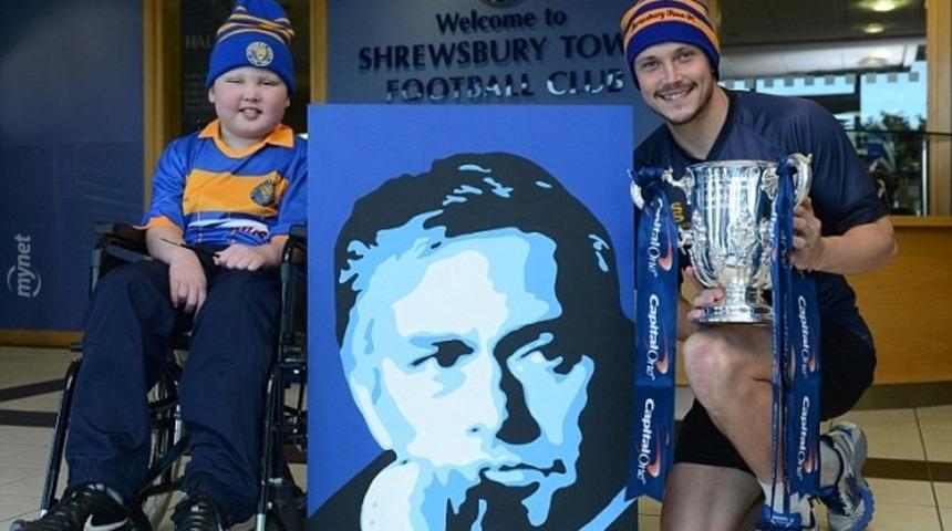 Jose Mourinho Ma&ccedil; &Ouml;ncesi Rakip Takımın 11 Yaşındaki Taraftarıyla Sahaya &Ccedil;ıkacak