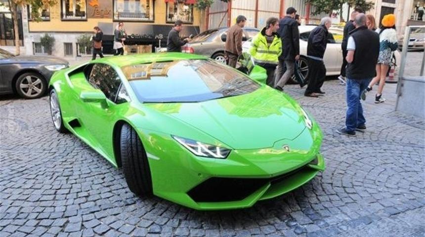 Aldatan Aldanır Salla! Asena Erkin'e Lamborghini Otomobil Hediye