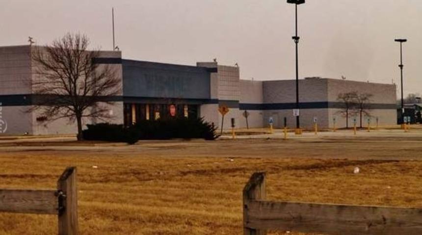 Eğer İ&ccedil;i B&ouml;yle Olacaksa Daha &Ccedil;ok AVM Yapılsın!