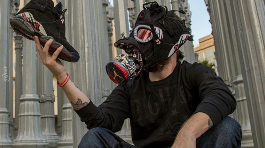 Eskiyen Spor Ayakkabılarınızı Maskeye &Ccedil;evirmek Hi&ccedil; Aklınıza Geldi mi? Bu Adamın Gelmiş!