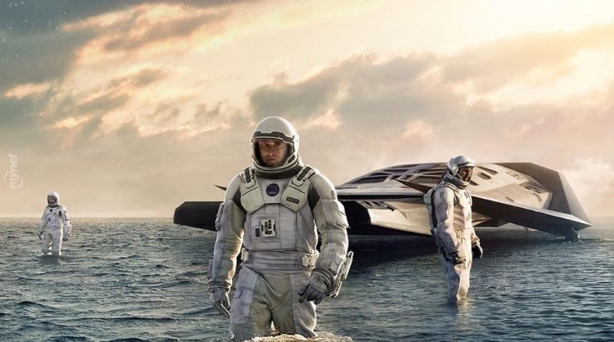 Interstellar Bir Gerilimli Yolculuğu Da Gişede Veriyor