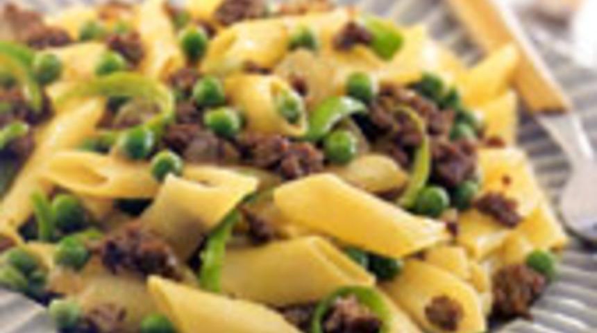 Kıymalı Bezelyeli Makarna