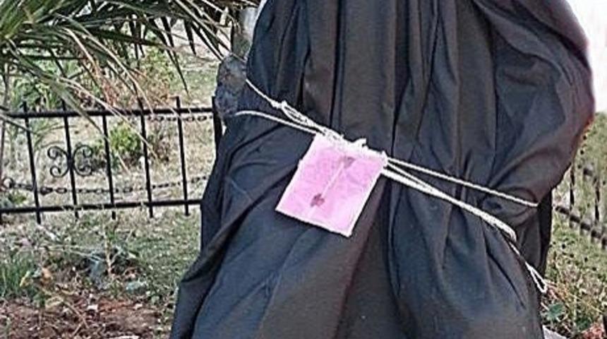 Lefter'e Kara &Ccedil;arşaf ve Saygısızlık