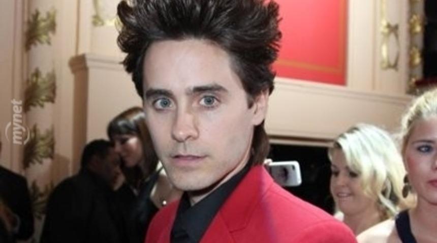 Robert Pattinson'ın Yeni Sa&ccedil;ından Daha K&ouml;t&uuml; 10 &Uuml;nl&uuml; Sa&ccedil;ı