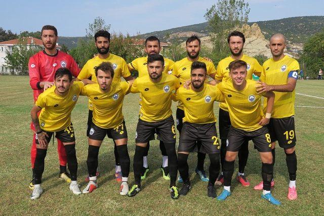 Foça Belediyespor’dan 3 puanı 3 golle aldı