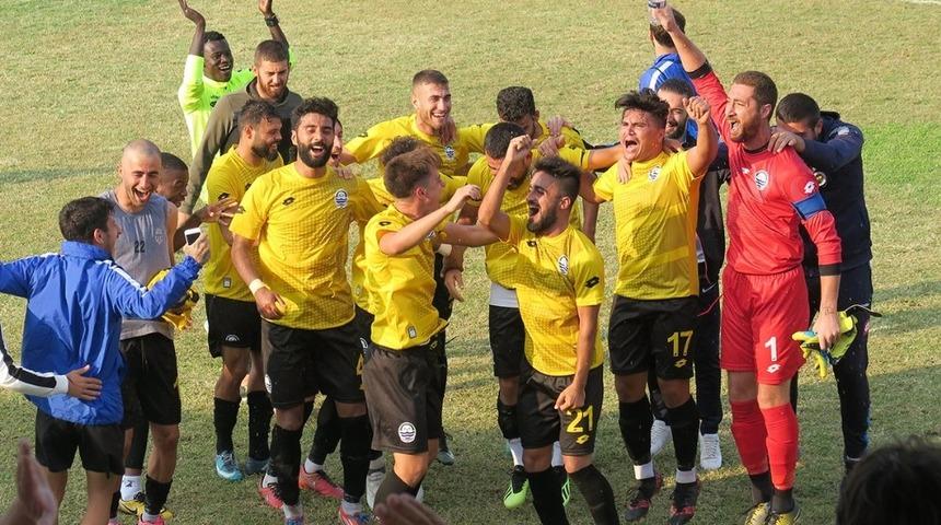 Fo&ccedil;a Belediyespor&rsquo;dan 3 puanı 3 golle aldı