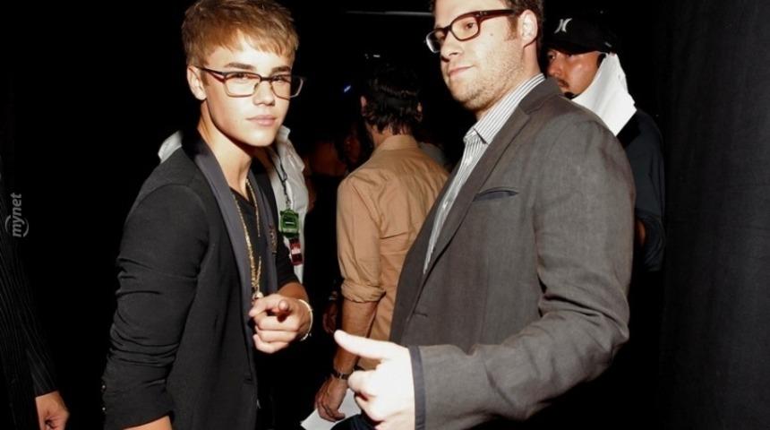 Justin Bieber'a Laf Sokan 6 &Uuml;nl&uuml;