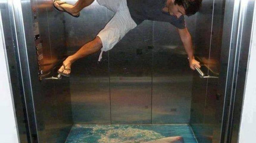 Bu Asans&ouml;rlere Binmek Y&uuml;rek ister!