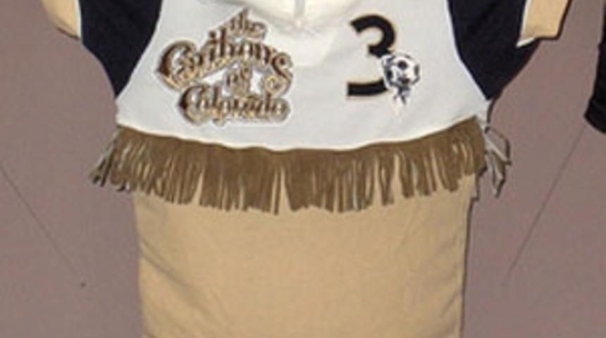 '&Uuml;st&uuml;ne Para Verseler Giymem' Diyeceğiniz 10 Futbol Takımı Forması