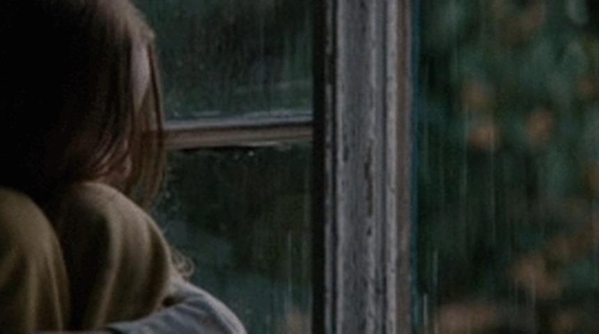  Yağmurlu Pazar G&uuml;n&uuml;n&uuml; Sendromsuz Atlatmak İ&ccedil;in 10 Harika Fikir!