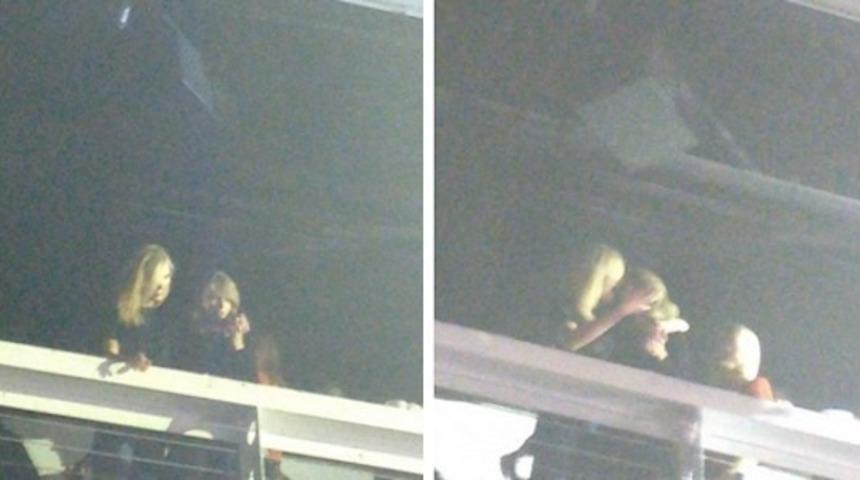 Taylor Swift'in &Ccedil;ok Eşli Gecesi Kafaları Karıştırdı