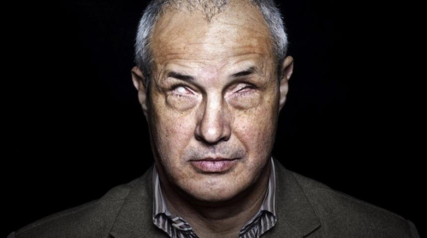 K&ouml;rlerin G&ouml;zlerine D&uuml;r&uuml;st&ccedil;e Bakabiliyor Musunuz?