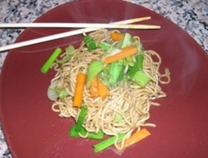 Sebzeli &Ccedil;in Makarnası Noodle