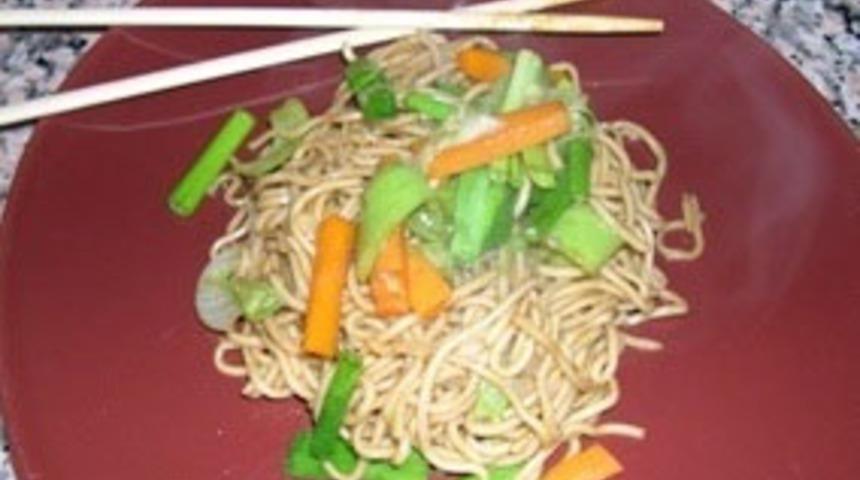 Sebzeli &Ccedil;in Makarnası Noodle