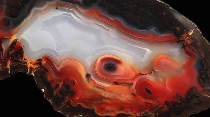 D&uuml;nyanın En G&uuml;zel M&uuml;cevheri Hi&ccedil; De Sandığınız Kadar Pahalı Değil!