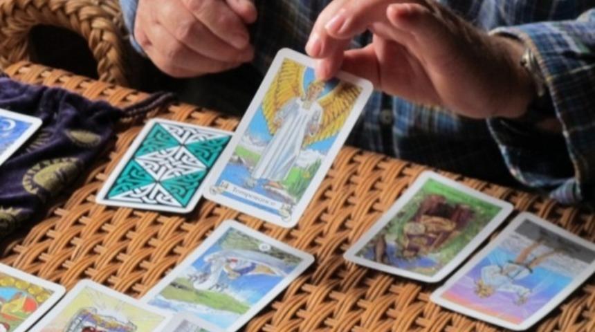Tarot Kuvvet Kartı Ne Anlama Gelir?