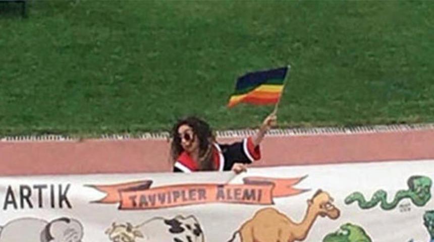 Erdoğan'la ilgili pankart açan ODTÜ'lü öğrenciler Cumhurbaşkanlığı Külliyesi'nde