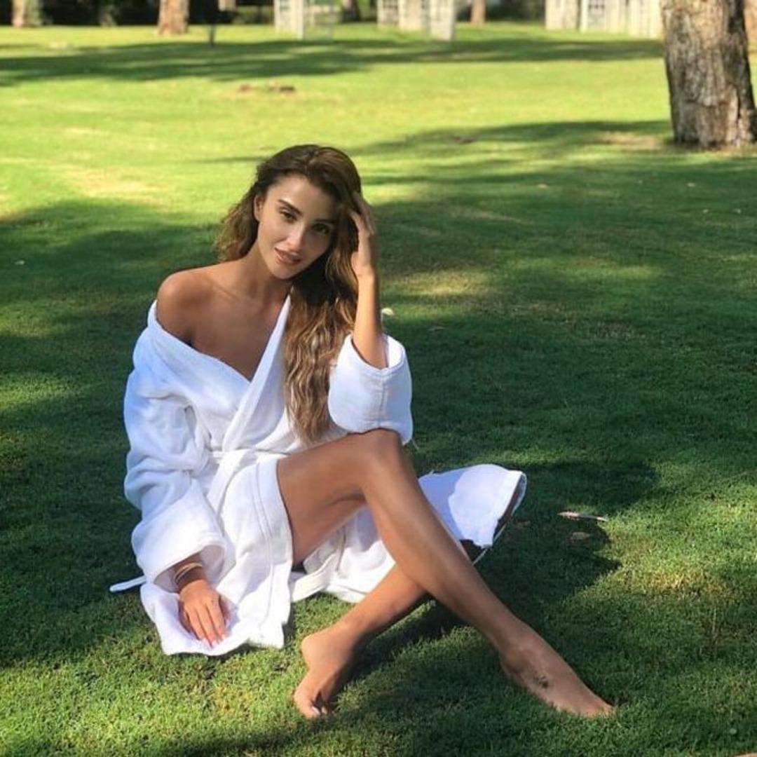 &Ouml;zge Ulusoy: İ&ccedil;i rahatlar belki ben de normal bir insanım