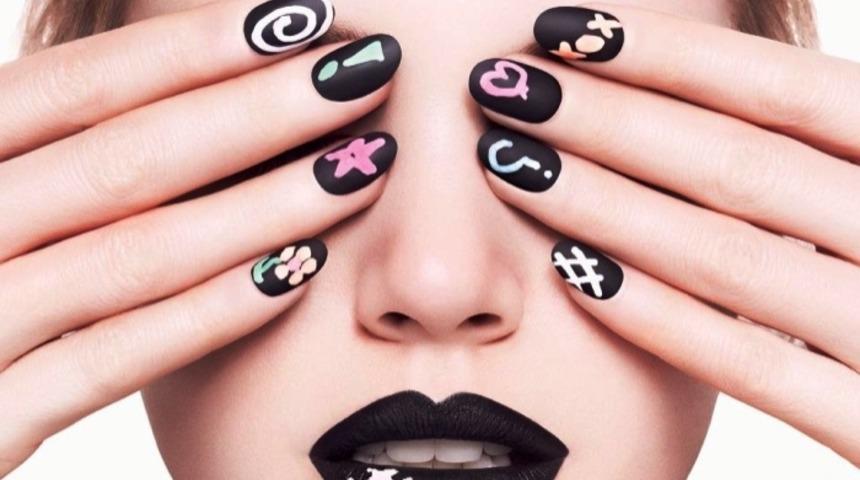 Yeni Yıl Manik&uuml;r&uuml; Geldi Haağnım! 