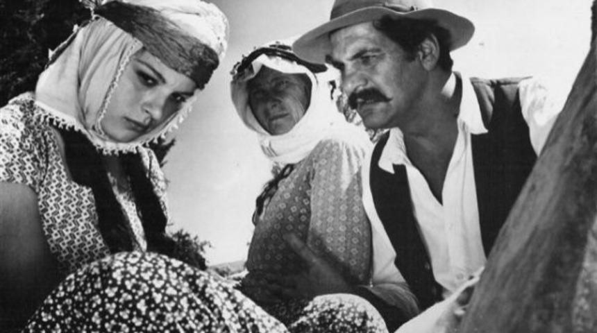 D&uuml;nden Bug&uuml;ne T&uuml;rk Filmleri