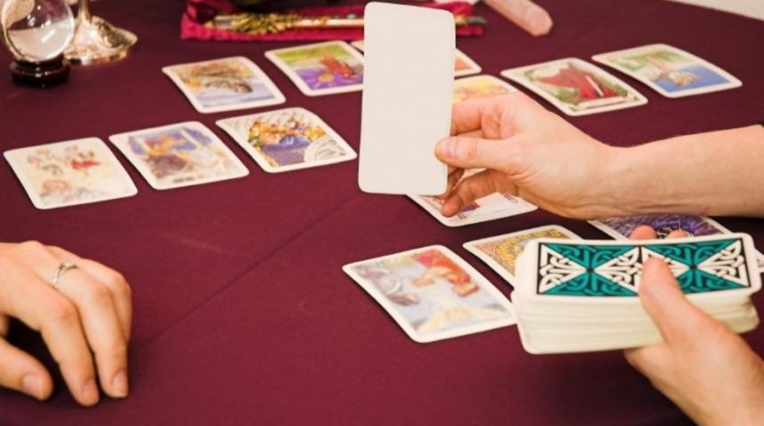 Tarot Falı Açma Yöntemleri?