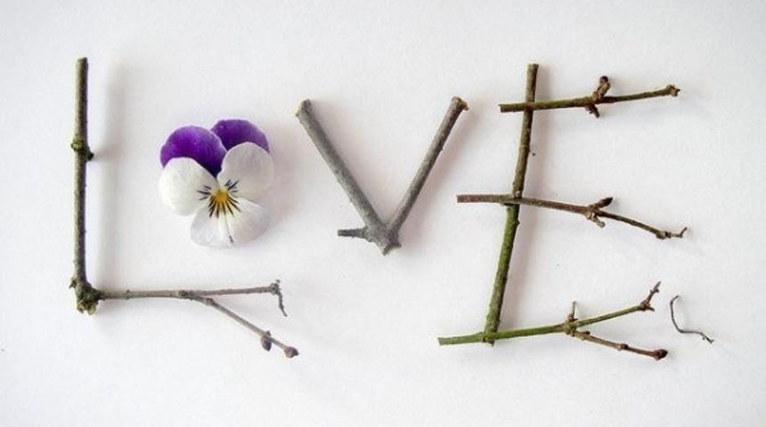 Eşinize G&uuml;zel Aşk S&ouml;zleri