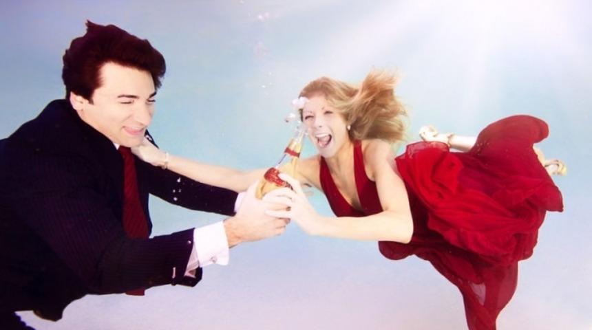 D&uuml;nya Evine Aykırı Yoldan Girmek İsteyenlere: Sualtı Nikahı!