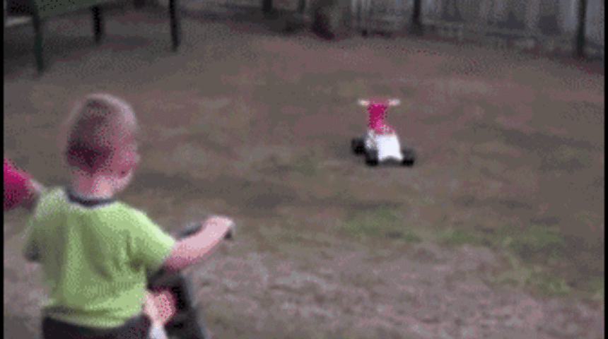 B&ouml;yle Aile Olmaz Dedirtecek 10 Komikli GIF