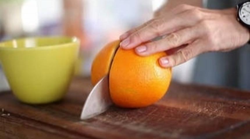 Buzdolabınızı Temiz ve Kokusuz Tutmak i&ccedil;in 3 Kolay Y&ouml;ntem